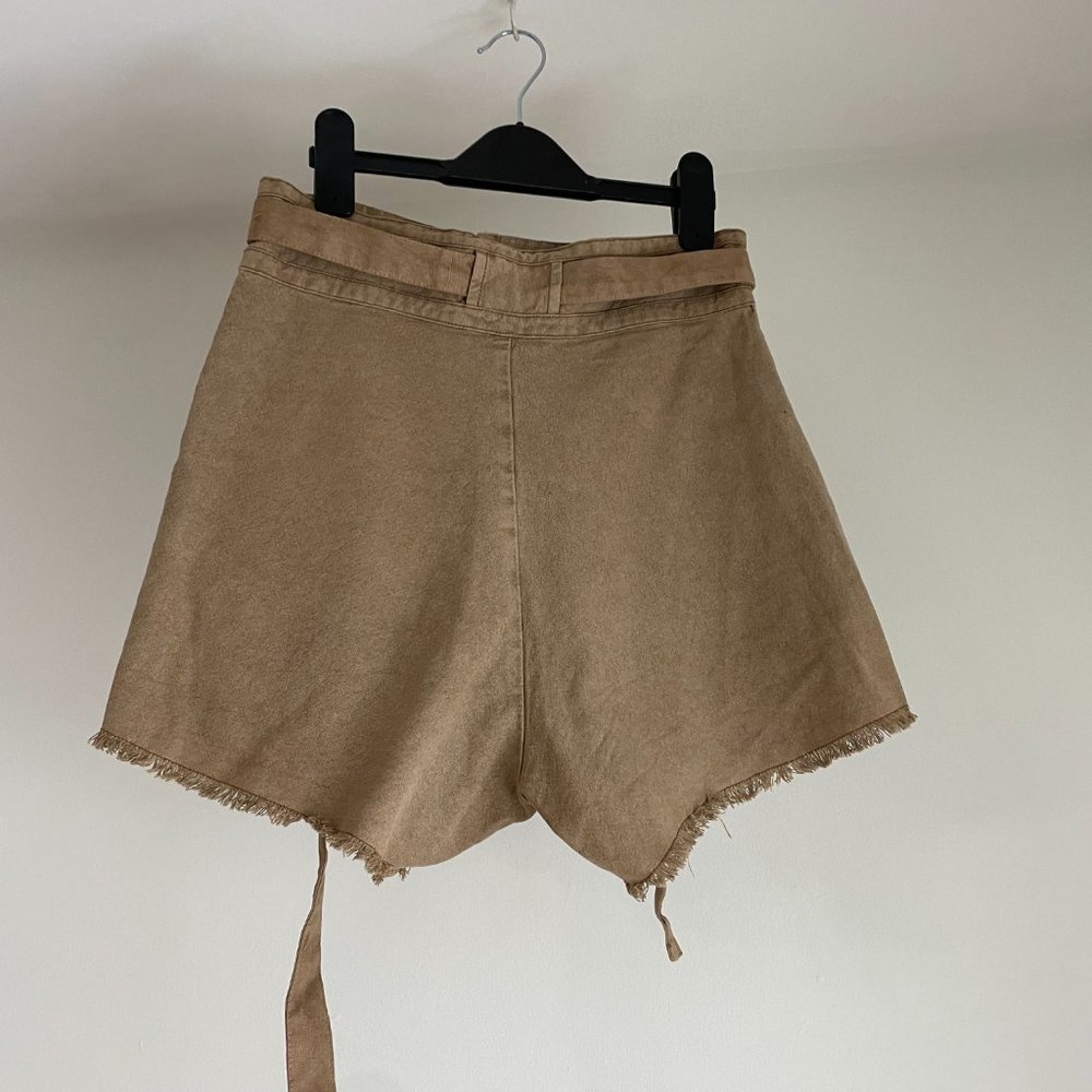 Shorts - Picture 2 of 2